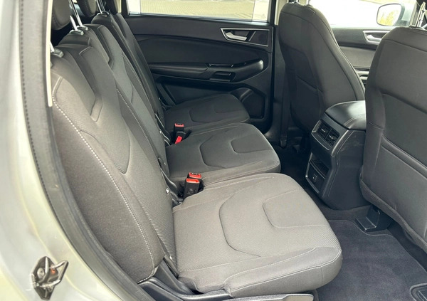 Ford S-Max cena 49900 przebieg: 235000, rok produkcji 2015 z Szczecin małe 781